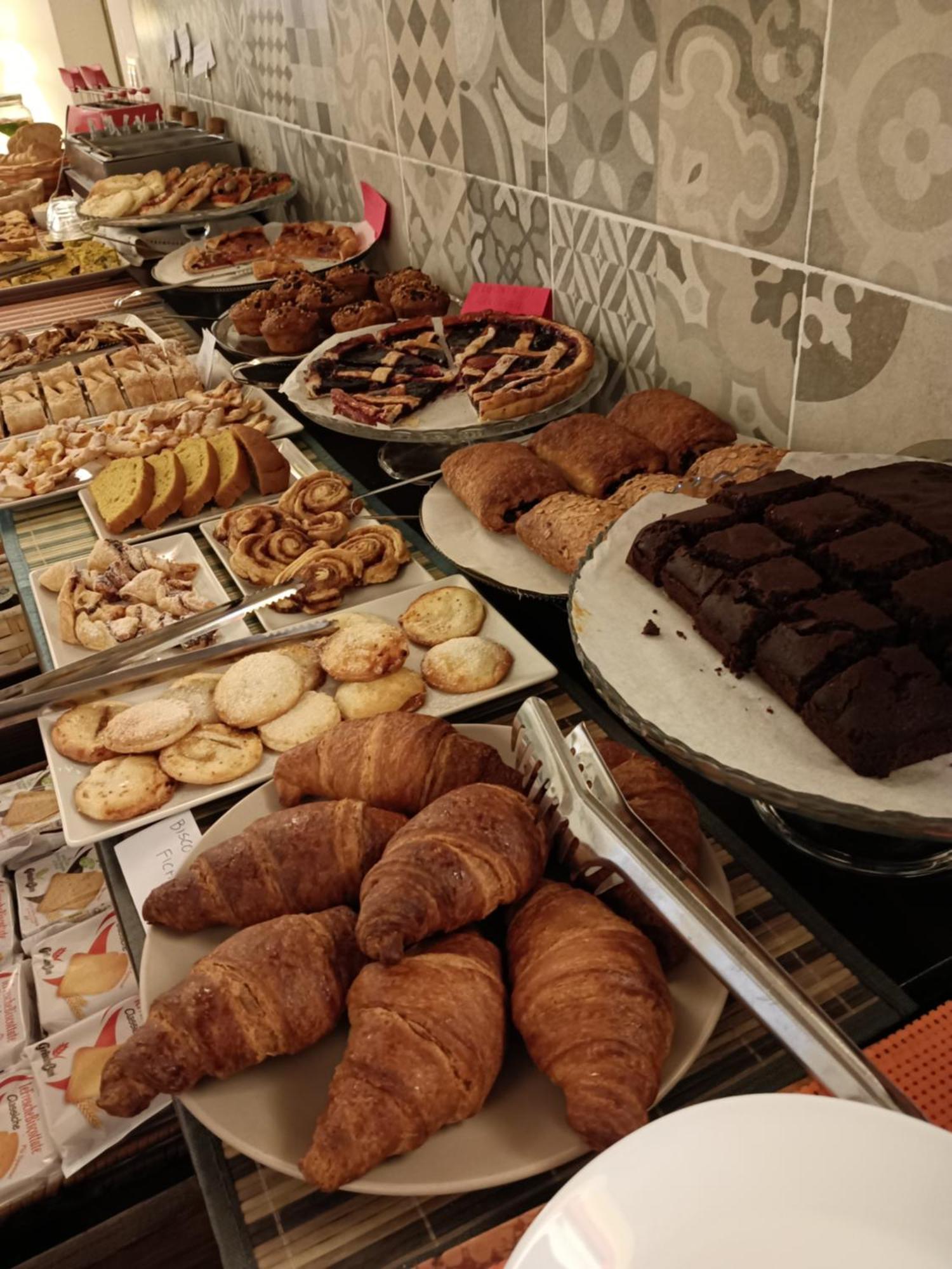 Vegan B&B Meuble Adriana 시르미오네 외부 사진